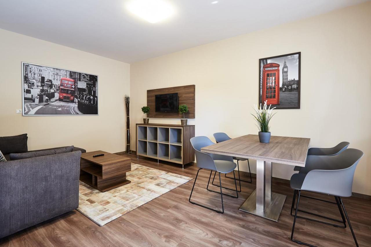 Ovar Apartman Мошонмадьяровар Экстерьер фото