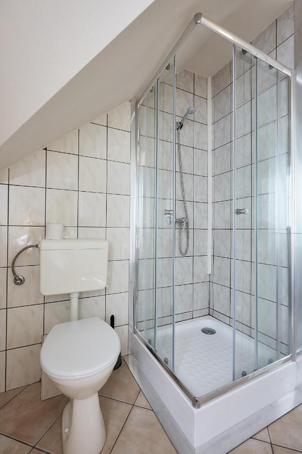 Ovar Apartman Мошонмадьяровар Экстерьер фото